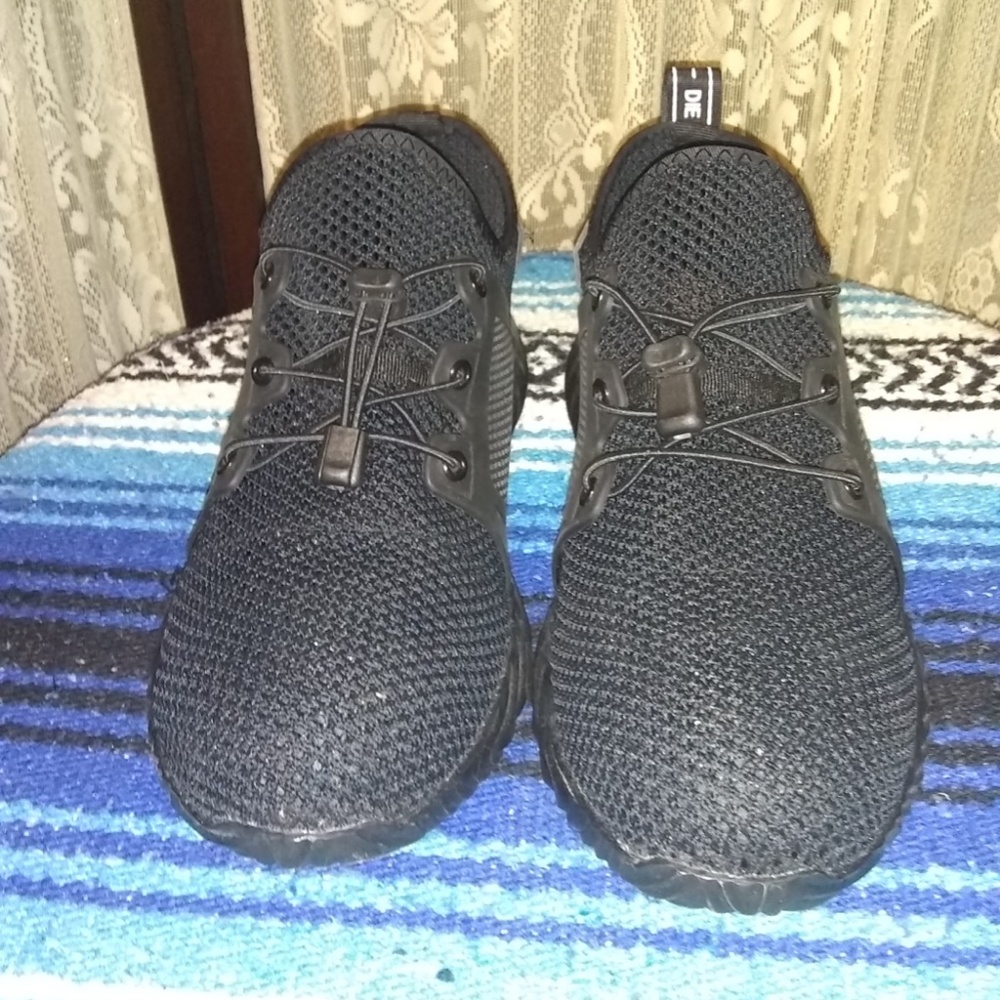 (DIE WELTMARKE STEELTOE SHOES)